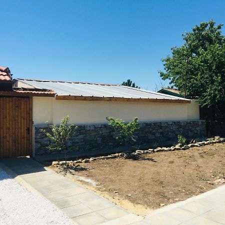 Бунгало- Bungalow Kavarna Exterior photo